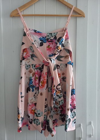 Çiçek Desenli Pembe Kısa Kadın Tulum - Görsel 2