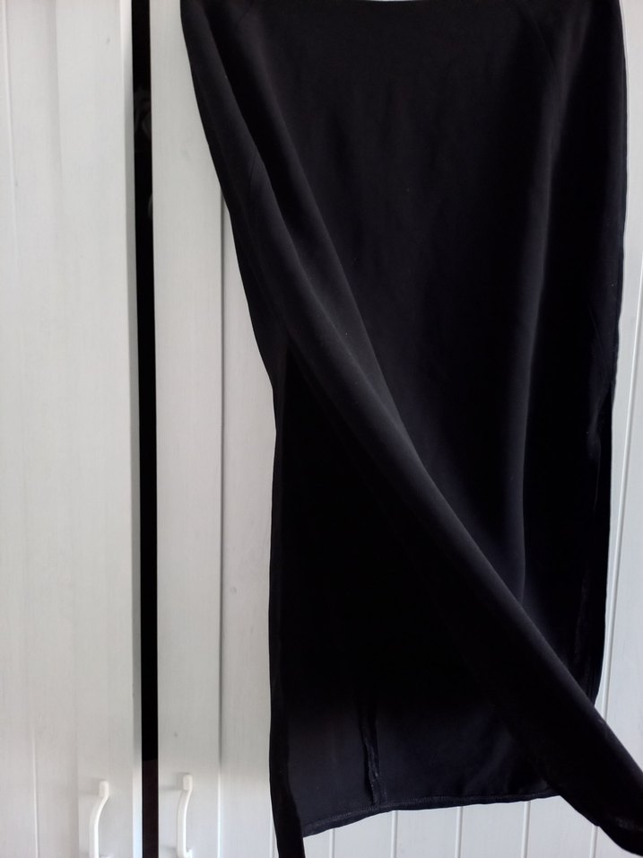 Siyah Midi Boy Yırtmaçlı Etek - Görsel 2