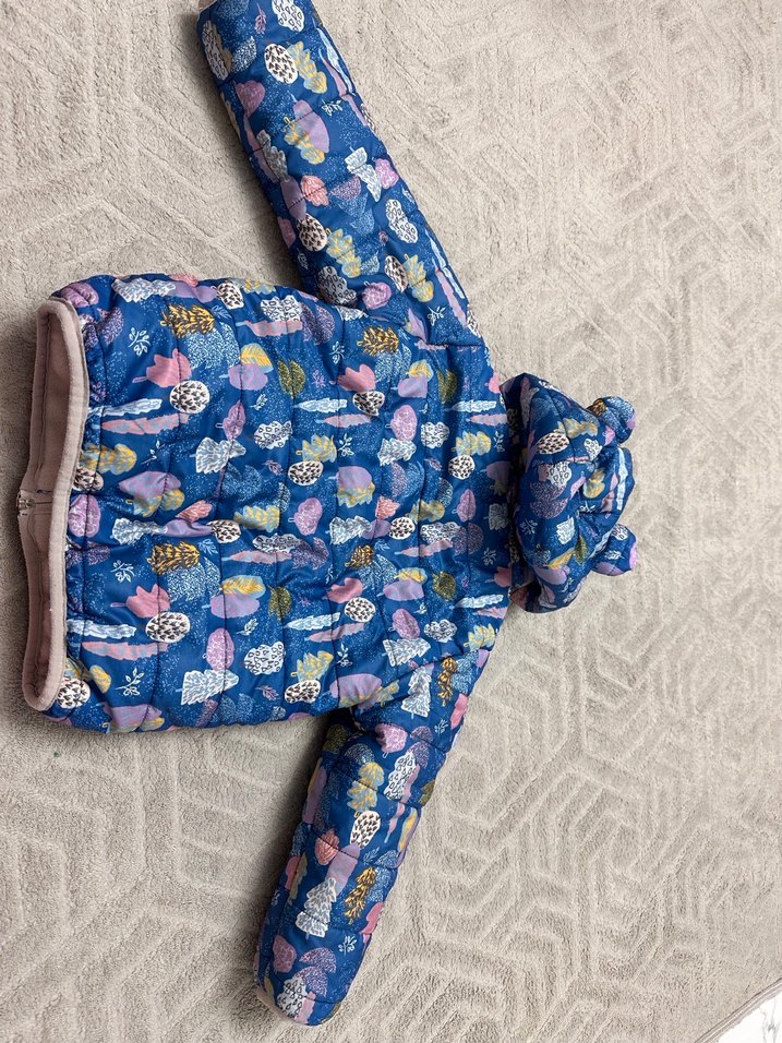 Kapüşonlu, kürklü, pastel mavi kız çocuk mont - Görsel 2