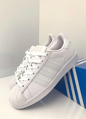 Adidas Superstar