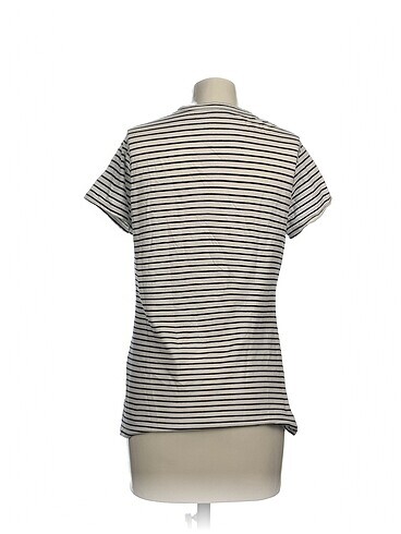 xl Beden LC Waikiki T-shirt %70 İndirimli.