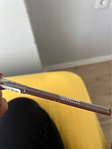  Beden Maybelline New York kahverengi kalem tattooliner