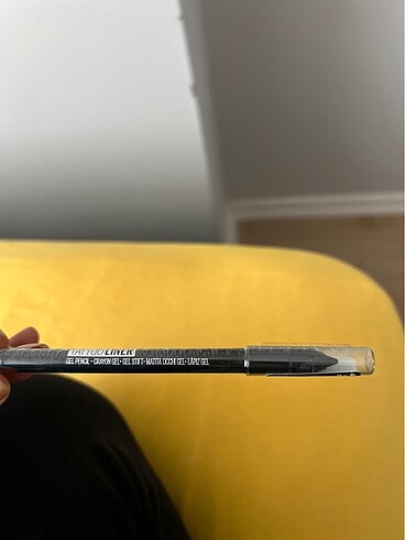 Beden Maybelline New York siyah jel kalem