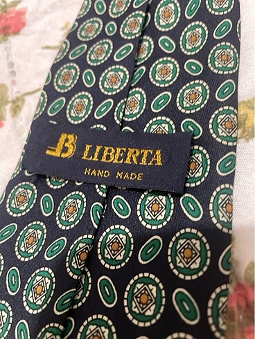 l Beden Liberta kravat