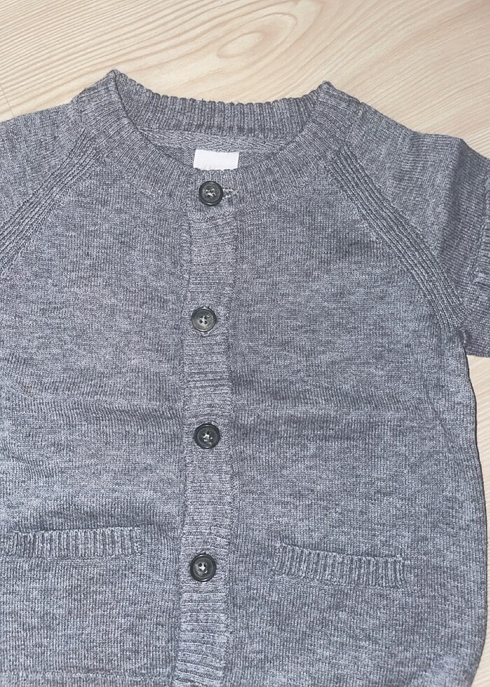 Erkek çocuk hırka 6 9 aylık - Görsel 2