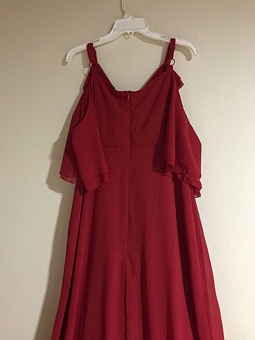 Kırmızı elbise - Görsel 3