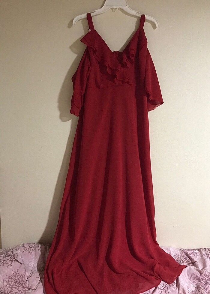 Kırmızı elbise - Görsel 4