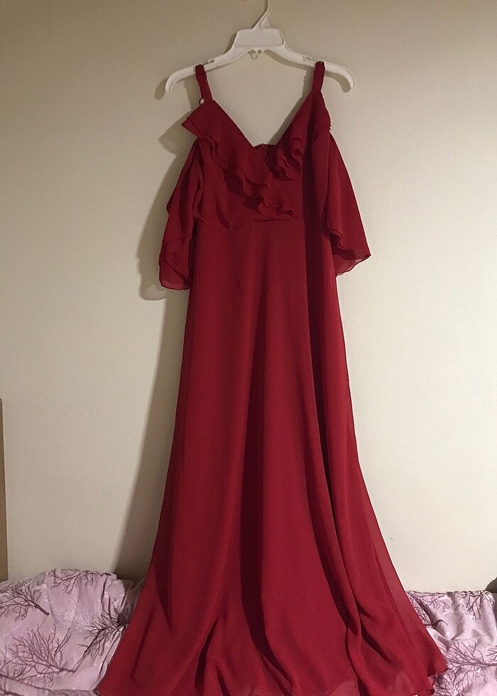 Kırmızı elbise - Görsel 5