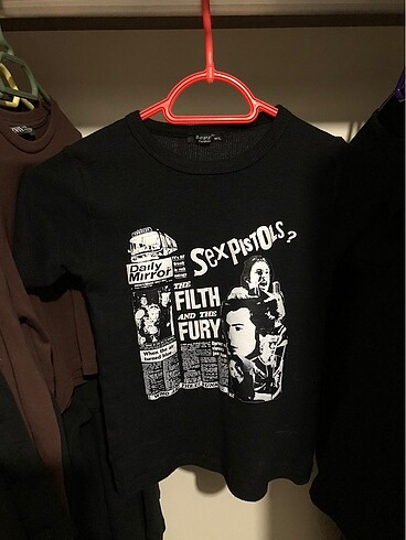 se* pistols crop