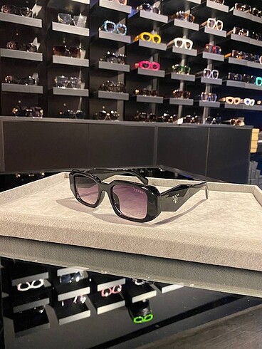 Prada Gözlük