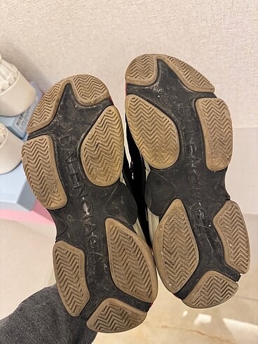 37 Beden Balenciaga sneakers