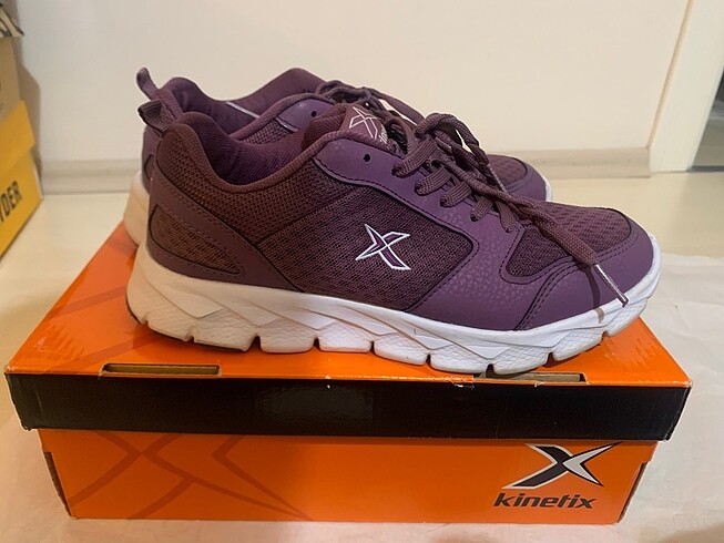 Kinetix kadın koşu ayakkabısı