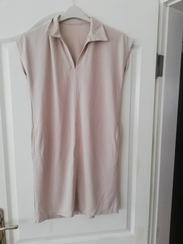 Bej Kolsuz V Yaka Tunik veya elbise - Görsel 4