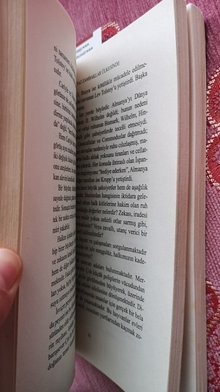Göğü delen adam & Mücella