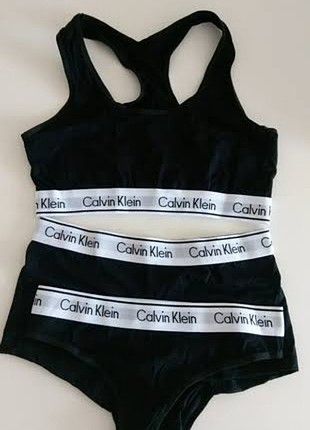 Calvin Klein 