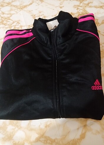 9 Yaş Beden Adidas Kız Eşofman takımı