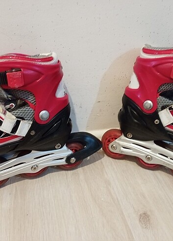  Beden ışıklı paten büyüklüğü ayarlanabilir 33-35 numara
