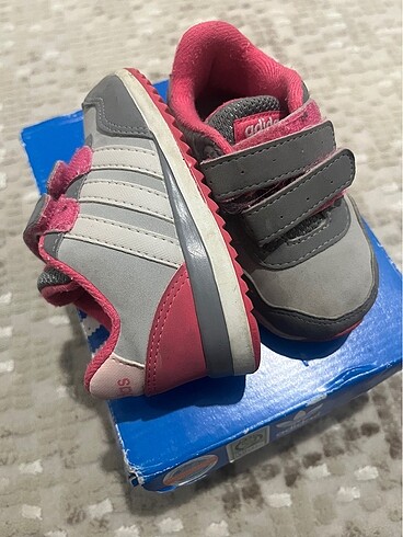 20 Beden Adidas orjinal spor ayakkabı