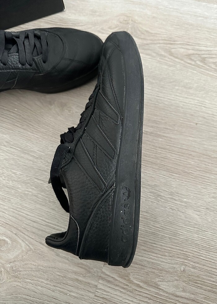Adidas deri ayakkabı - Görsel 3
