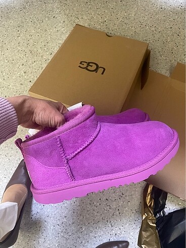 Orijinal fuşya ugg