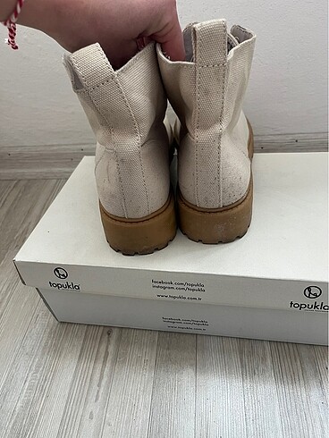 37 Beden H&M Krem Bot