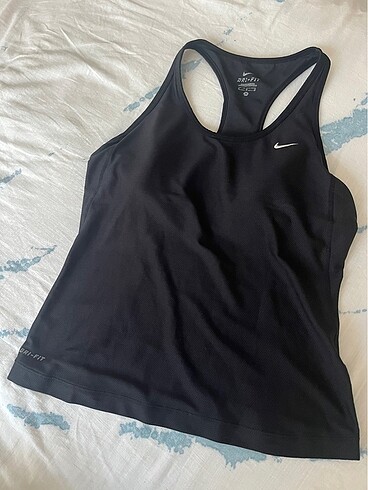 Nike Siyah Sporcu Sütyenli Atlet