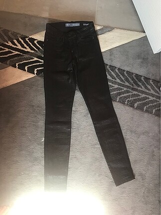 Orj.guess deri görünümlü pantalon