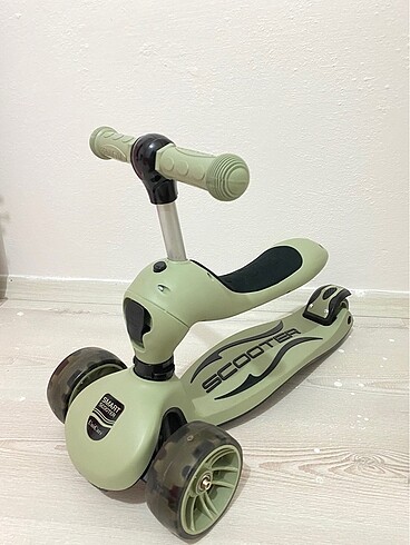 Unıce Oturaklı scooter
