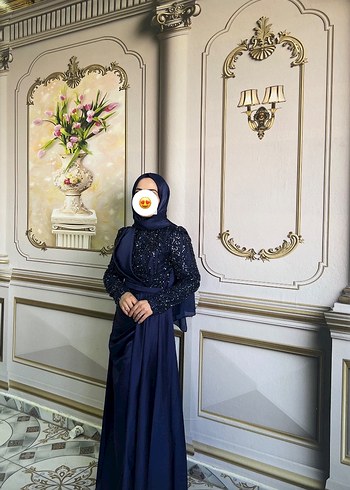 Uzun Kollu Lacivert Drapeli Abiye Elbise