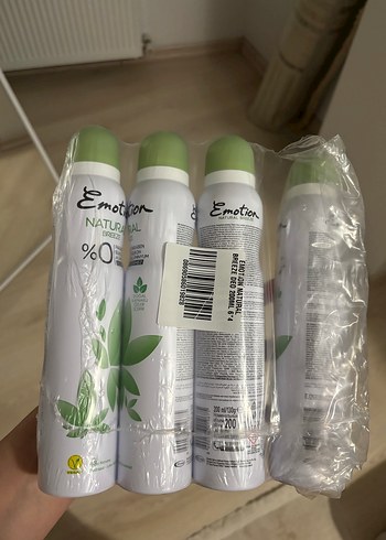 Emotion Natural Breeze Kadın Deodorant 4'lü Paket - Görsel 2