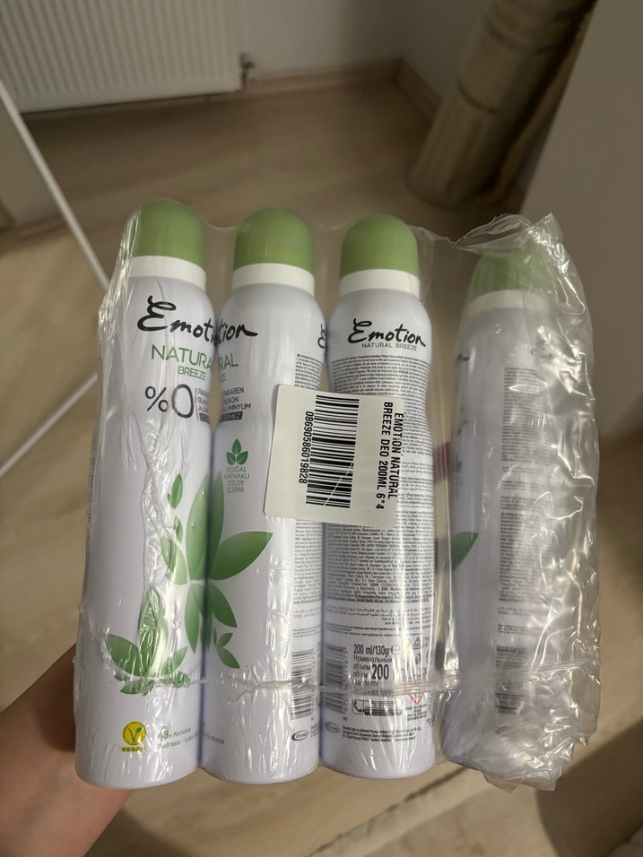 Emotion Natural Breeze Kadın Deodorant 4'lü Paket - Görsel 2
