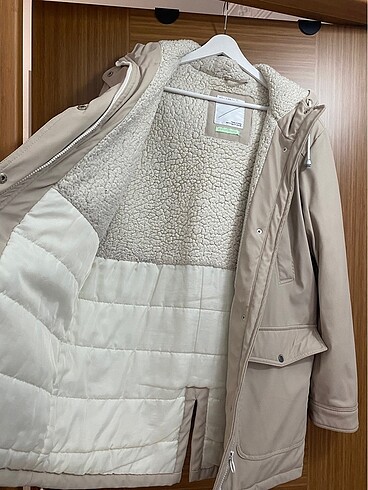 Pull and Bear Pull and bear yağmurluk
