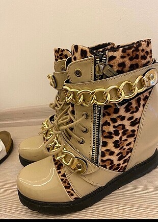 Leopar bot ve fondoten