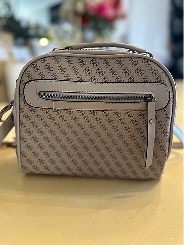 Guess Guess çanta