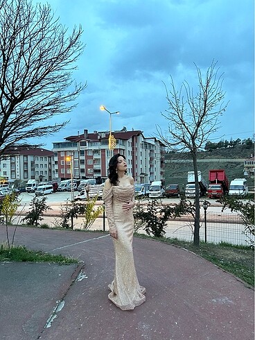 s Beden ten rengi Renk Düğün Abiye
