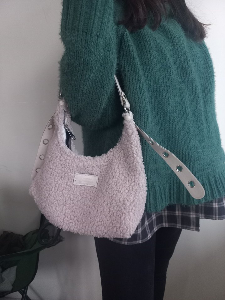 Beyaz Örgü Kadın Omuz Çantası - Görsel 4