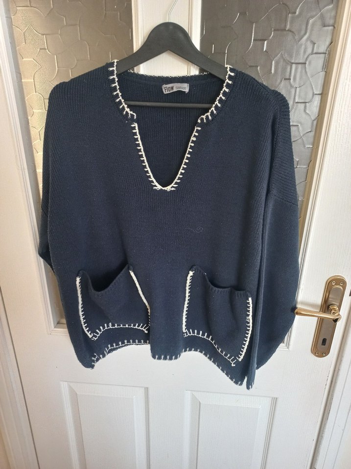 Lacivert V Yaka Triko Kadın Kazak - Görsel 5