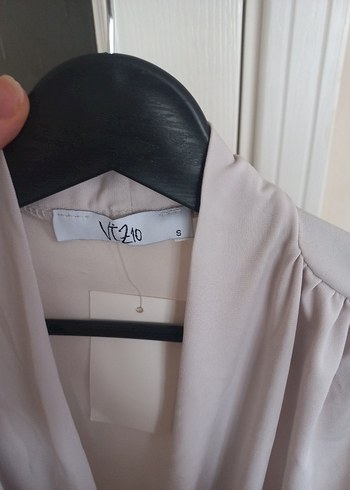 V Yaka Uzun Kollu Bluz - Görsel 7