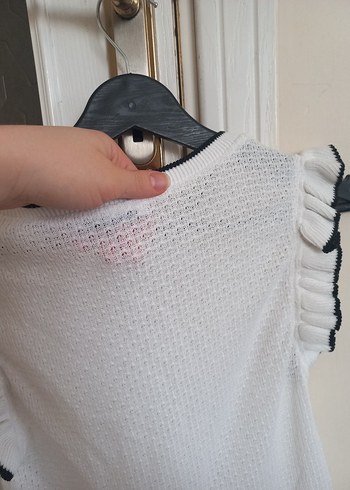 kolları fırfırlı bluz - Görsel 2