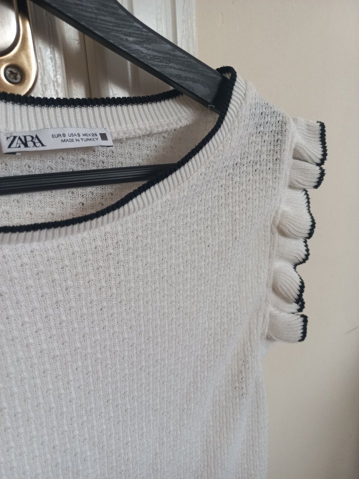 kolları fırfırlı bluz - Görsel 3