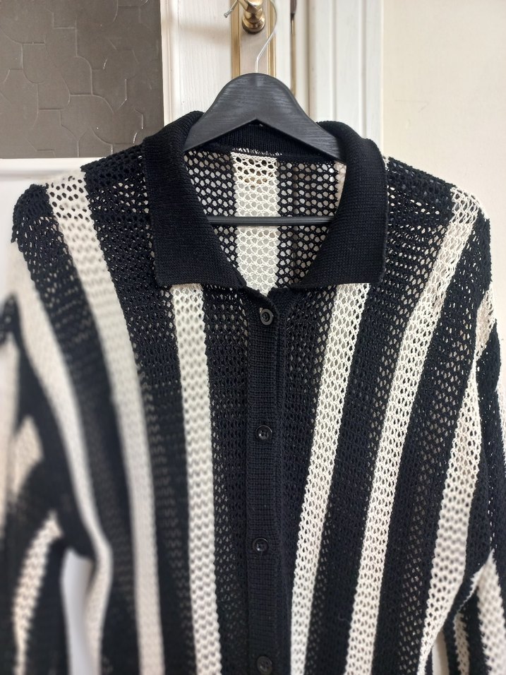 Gri Siyah Çizgili Ajurlu Kadın Hırka - Görsel 2