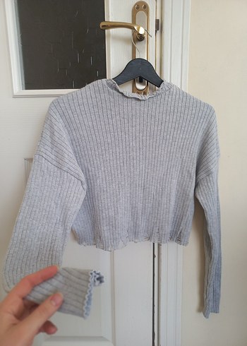 Gri Yırtık detaylı Crop Triko Kazak - Görsel 4