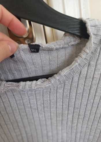 Gri Yırtık detaylı Crop Triko Kazak - Görsel 7