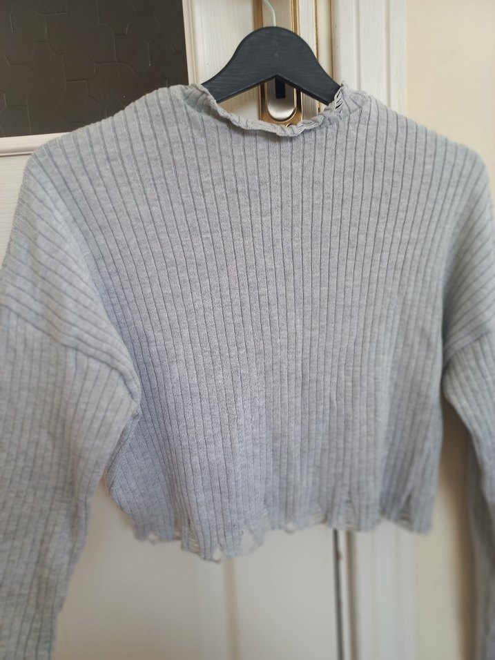 Gri Yırtık detaylı Crop Triko Kazak - Görsel 5