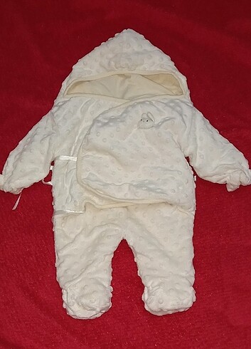 Bebek astronot tulum