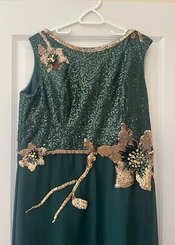 Yeşil İşlemeli Uzun Abiye Elbise - Görsel 2