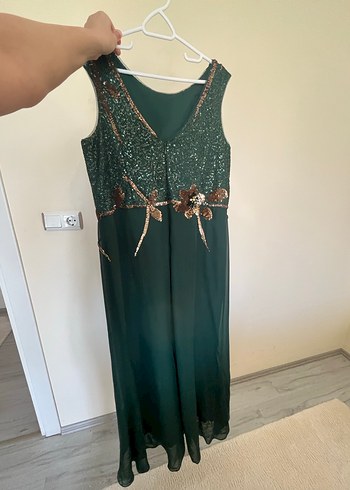 Yeşil İşlemeli Uzun Abiye Elbise - Görsel 4