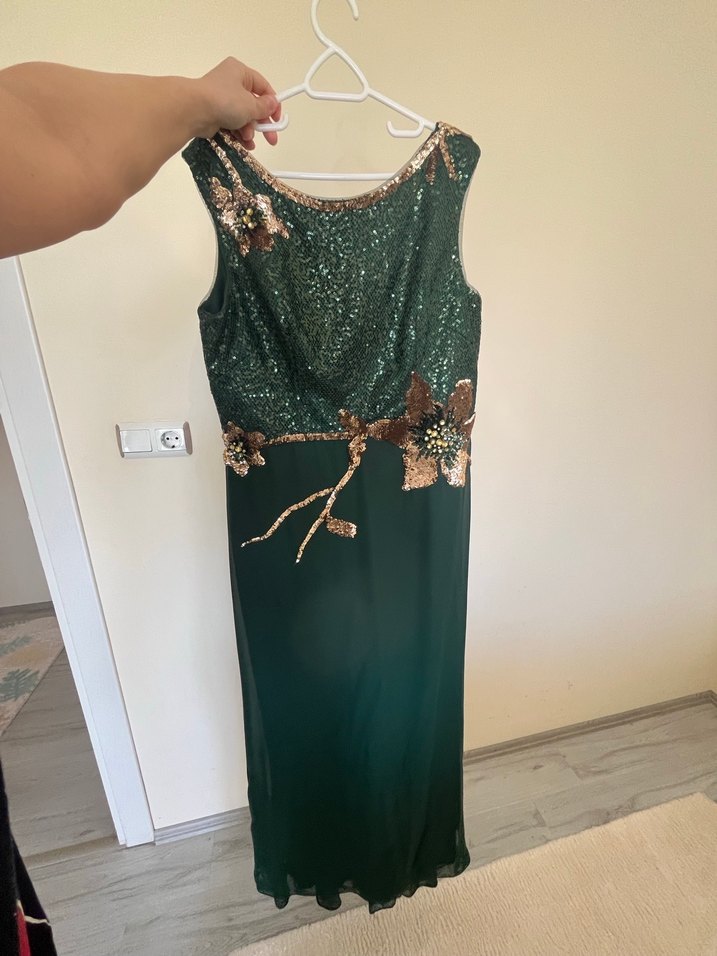 Yeşil İşlemeli Uzun Abiye Elbise - Görsel 5