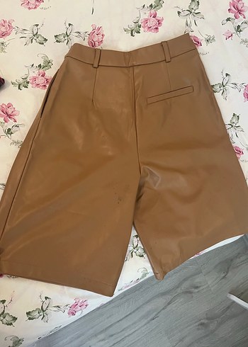 Bej Deri Kadın Mini Şort - Görsel 2