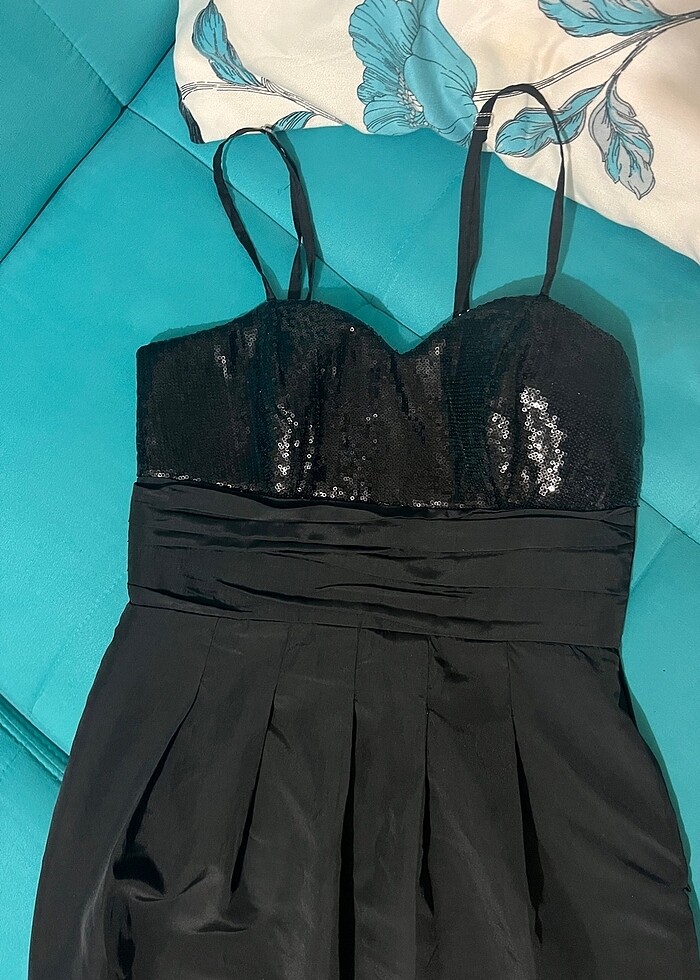 Siyah elbise - Görsel 2